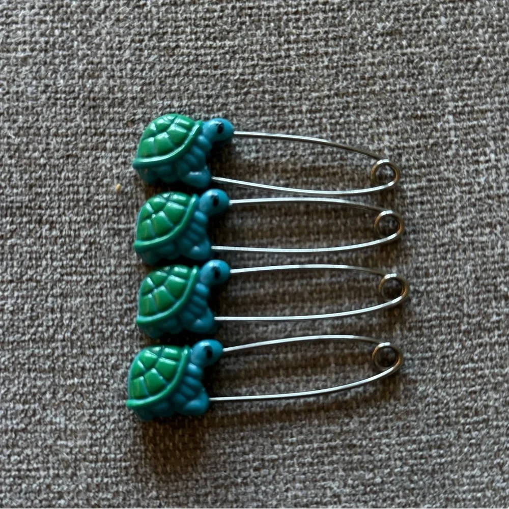 Vintage baby diaper pins Set of Turtle Safety babies bibs